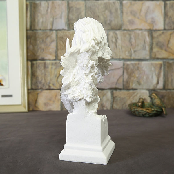 White Sandstone Eagle Statues