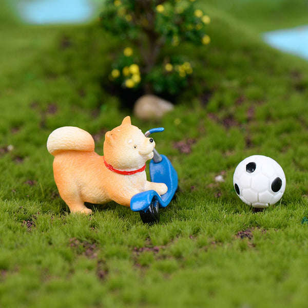 Cute Akita Dog Animal Figurines