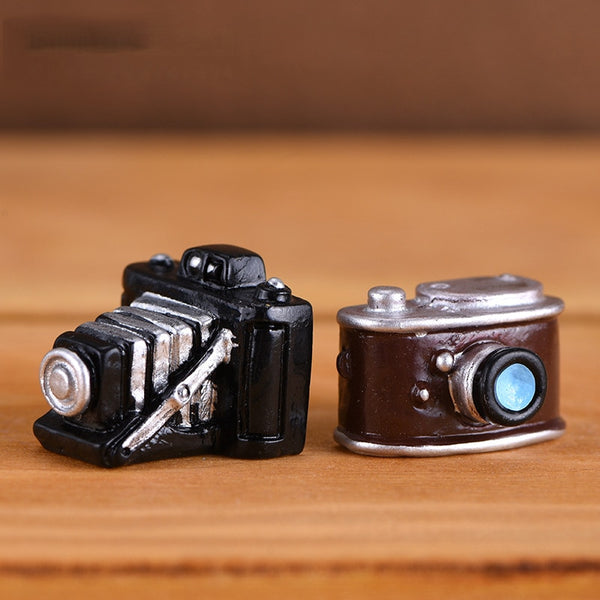 Mini Retro Nostalgic Camera Figurine