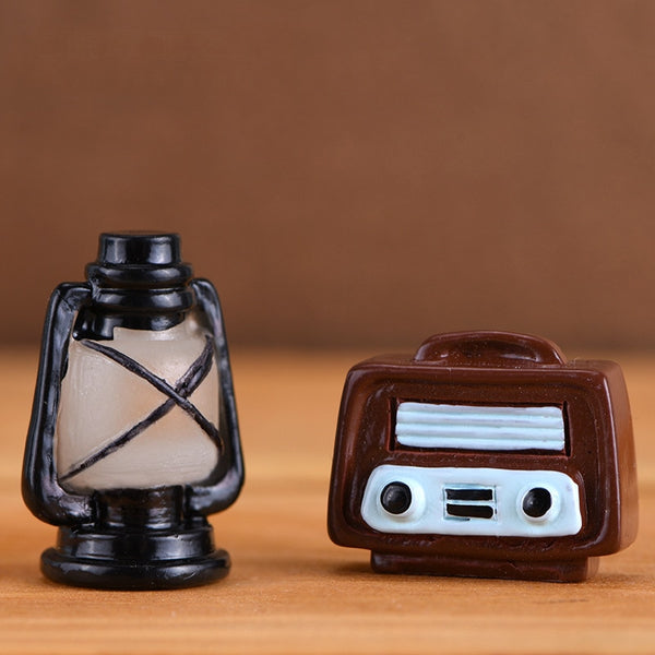 Mini Retro Nostalgic Camera Figurine