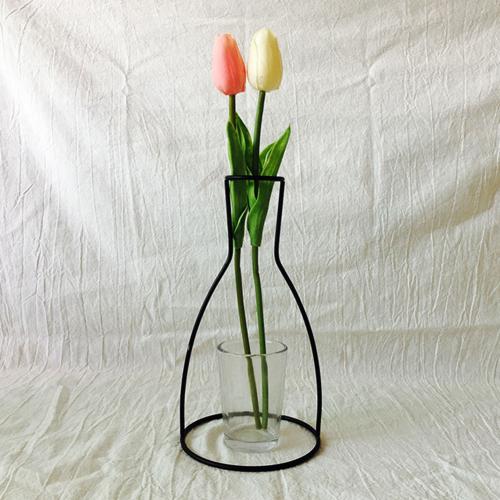 Minimalist Iron Line Vase