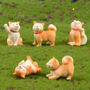 Cute Akita Dog Animal Figurines